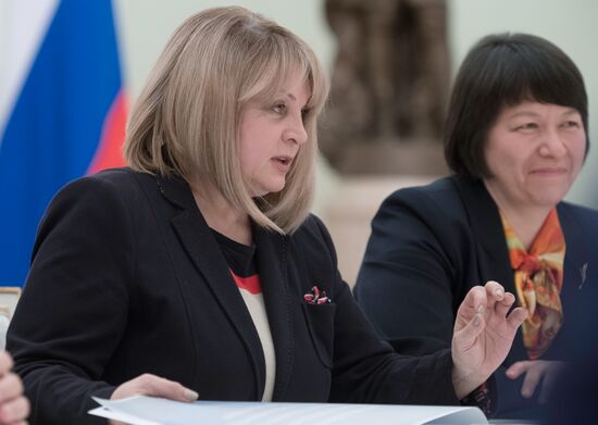 President Putin holds several meetings in the wake of the September 18 elections