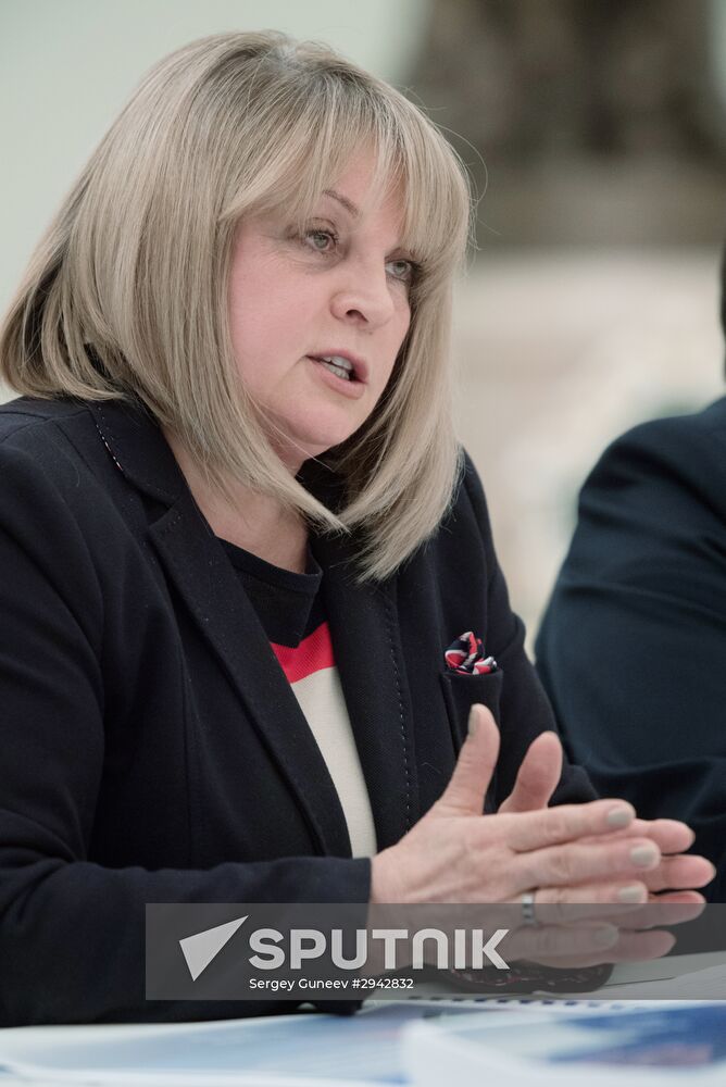 President Putin holds several meetings in the wake of the September 18 elections