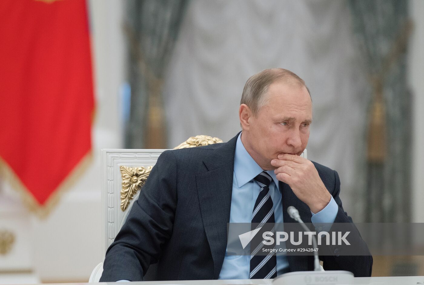President Putin holds several meetings in the wake of the September 18 elections
