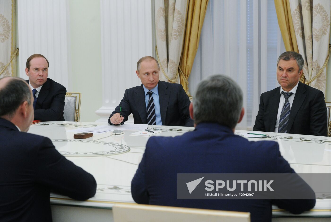President Putin holds several meetings in the wake of the September 18 elections