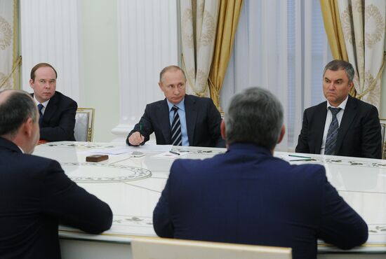 President Putin holds several meetings in the wake of the September 18 elections