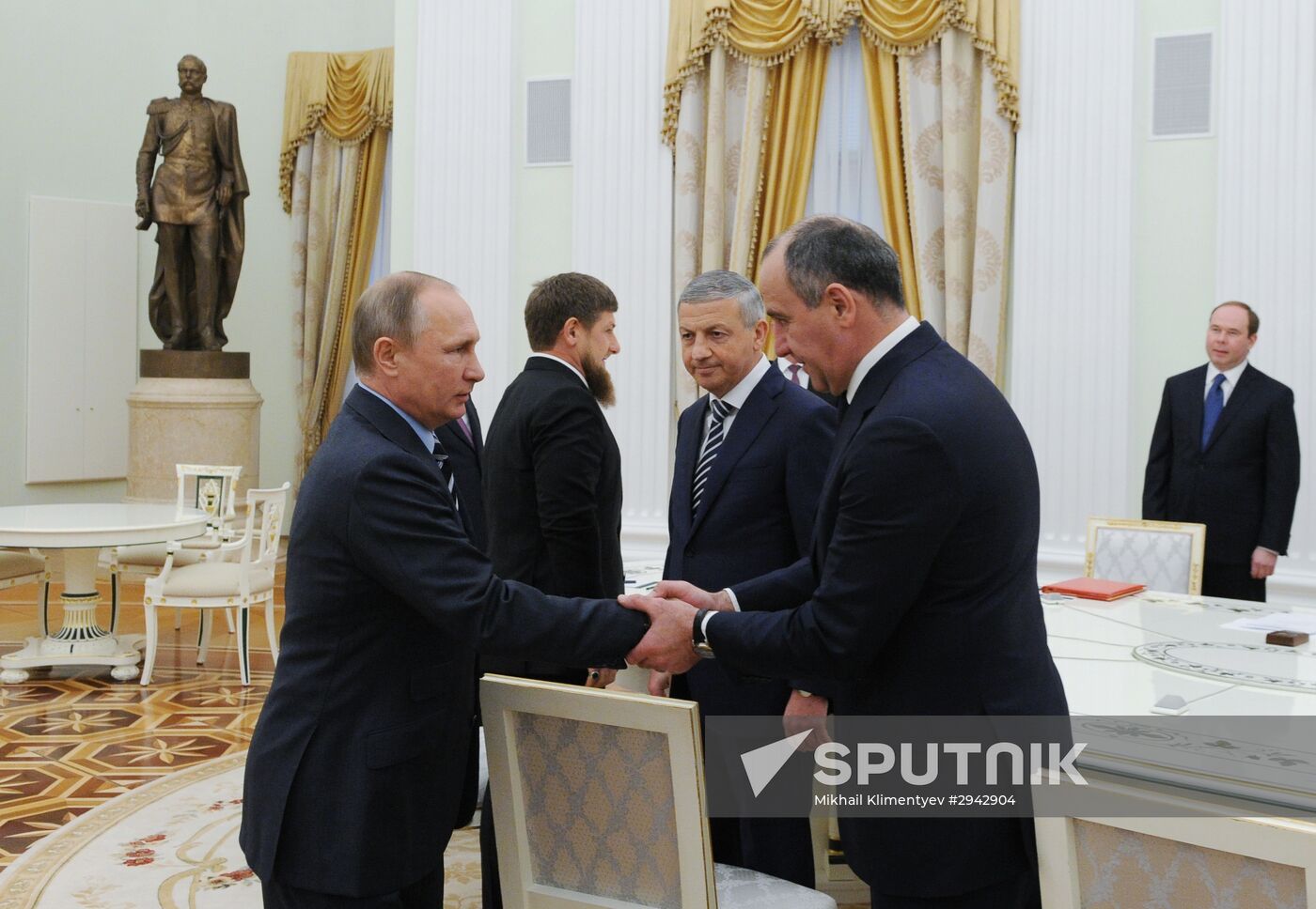 President Putin holds several meetings in the wake of the September 18 elections