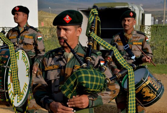 Indra 2016 Russian-Indian military exercise in Primorye Territory