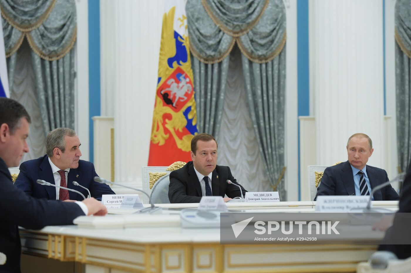 President Putin holds several meetings in the wake of the September 18 elections