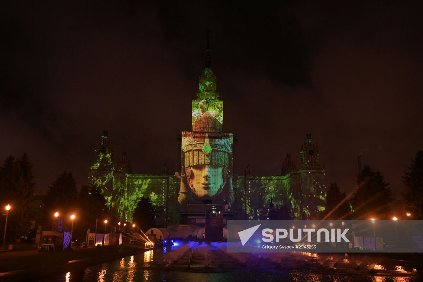 Circle of Light International Festival 2016 opens in Moscow
