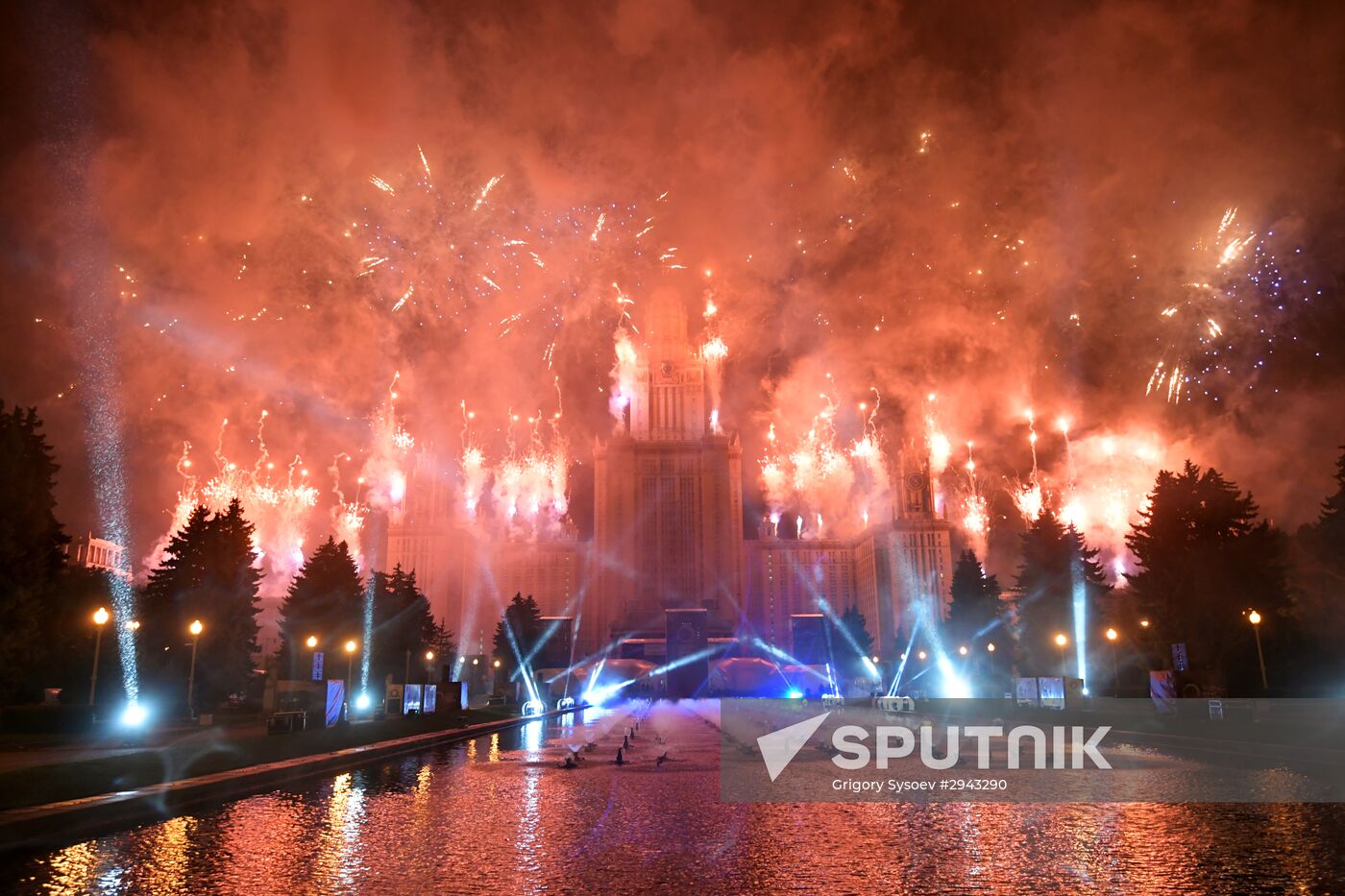 Circle of Light International Festival 2016 opens in Moscow