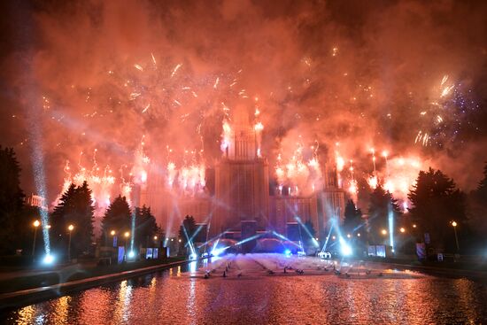 Circle of Light International Festival 2016 opens in Moscow