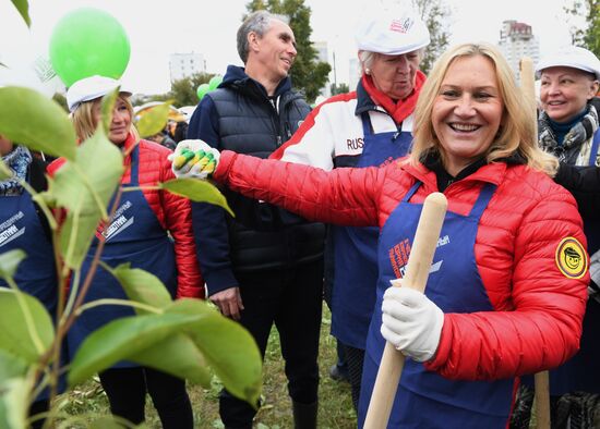 Clean-up effort in honour of ex-Moscow mayor Yuri Luzhkov