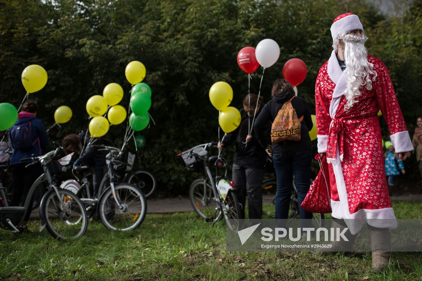 Fall cycling parade in Moscow