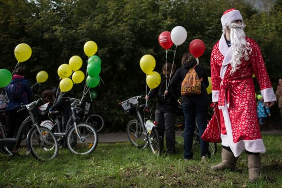 Fall cycling parade in Moscow