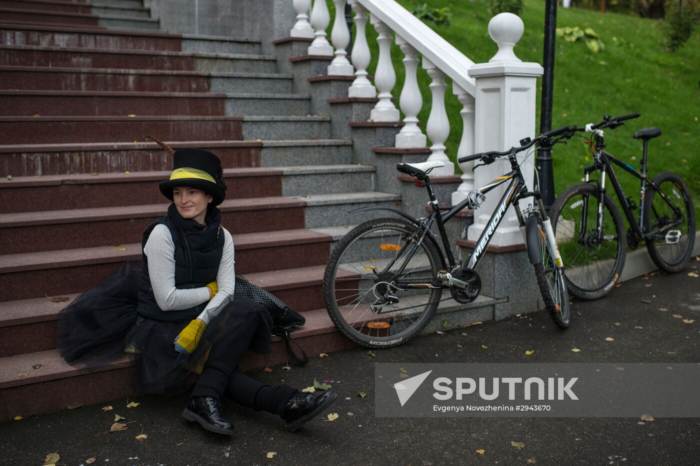 Fall cycling parade in Moscow