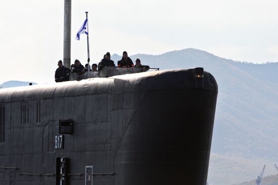Vladimir Monomakh submarine returnd to its habitual Kamchatka base