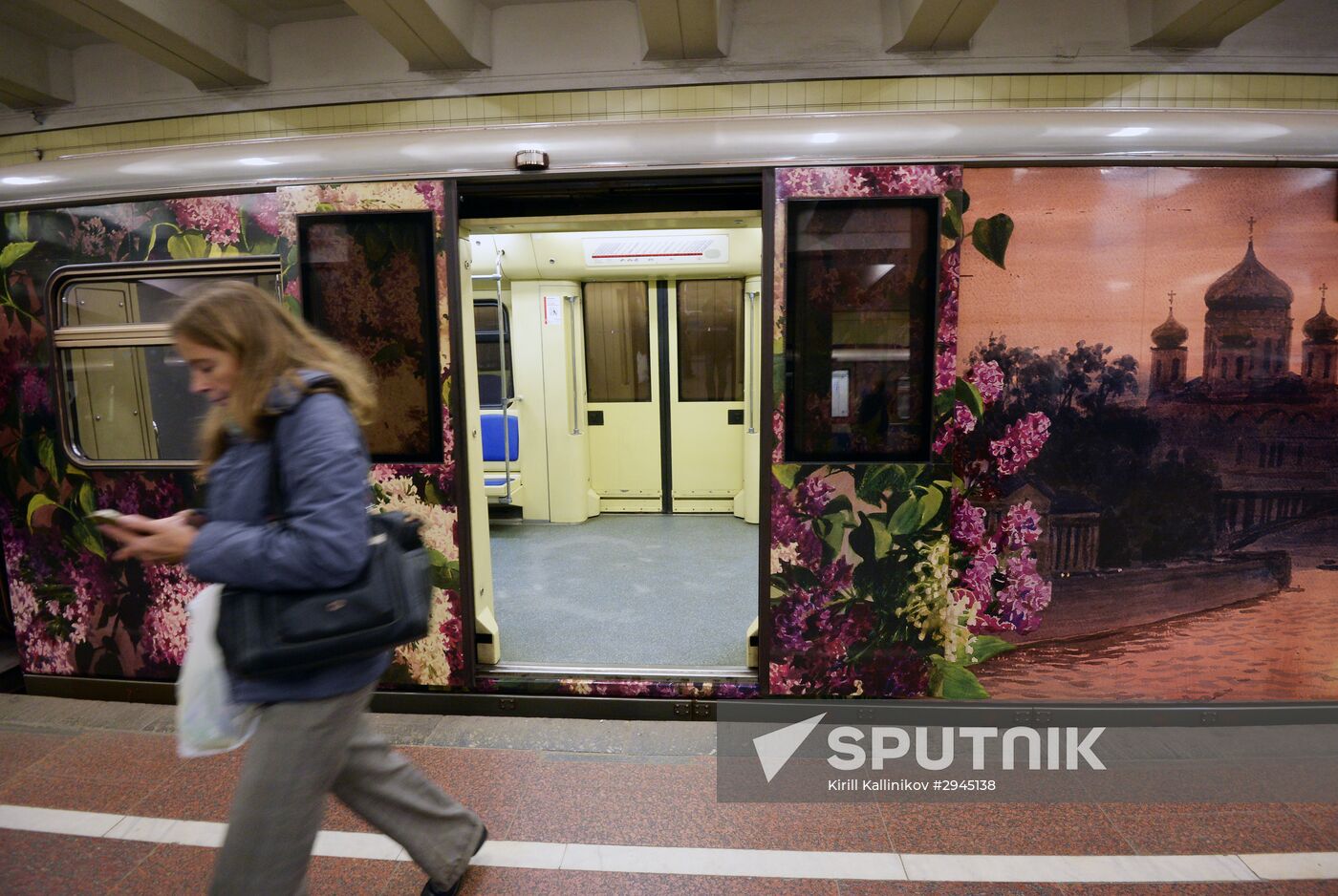 Launch of "Aquarelle" train with renewed "City in pictures" exposition