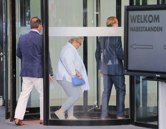 Netherlands publicizes preliminary results of MH17 crash investigation