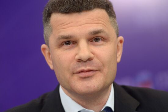 Briefing with Chairman of Board of Moscow Domodedovo Airport Dmitry Kamenshchik
