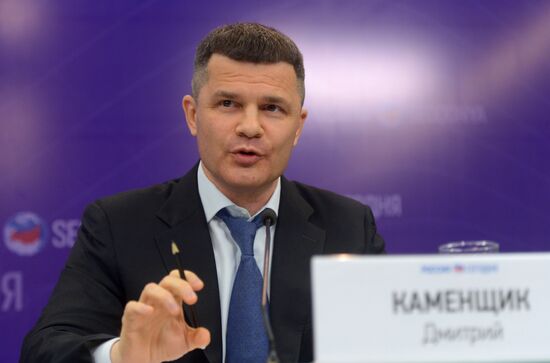 Briefing with Chairman of Board of Moscow Domodedovo Airport Dmitry Kamenshchik