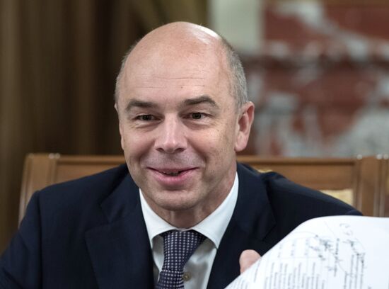 Russian Prime Minister Dmitry Medvedev chairs Government meeting