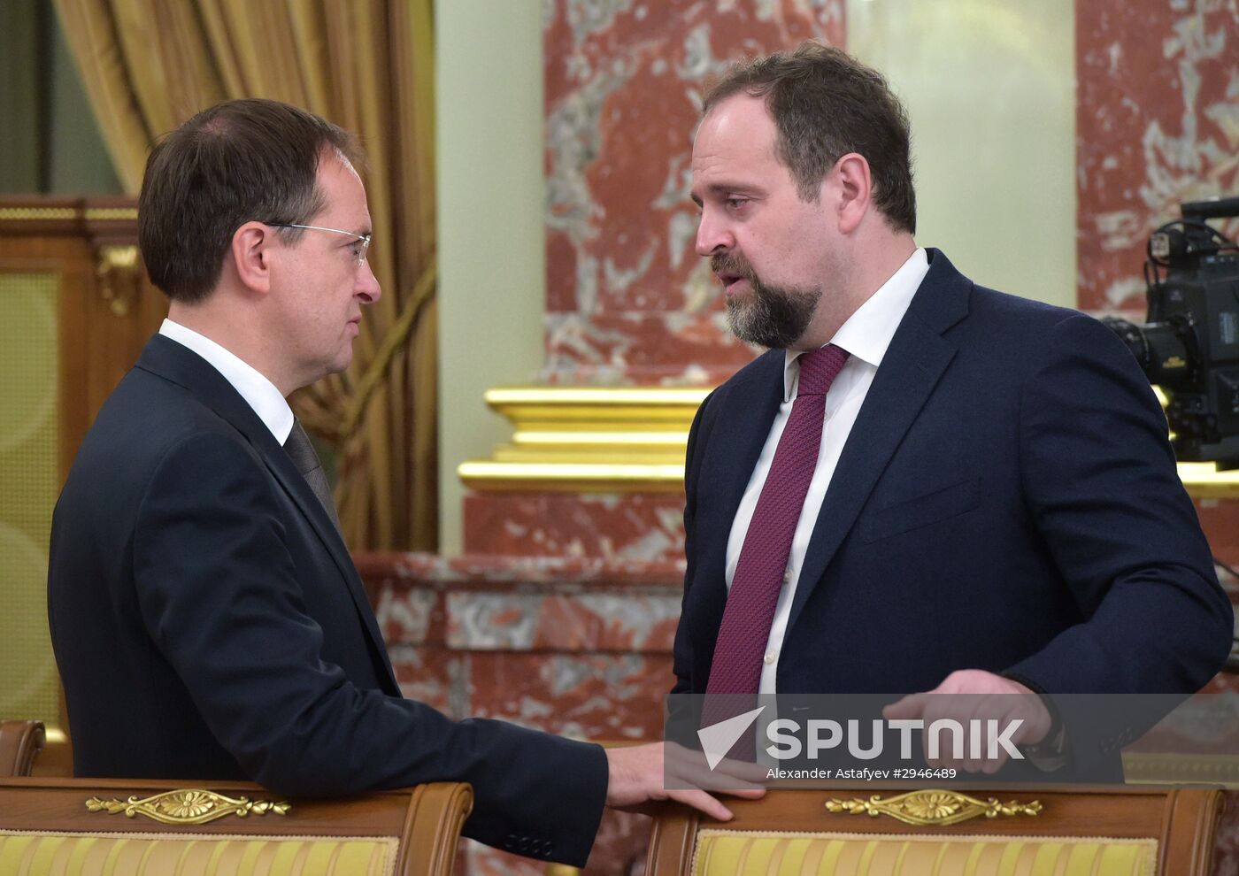 Russian Prime Minister Dmitry Medvedev held Russian federation government session