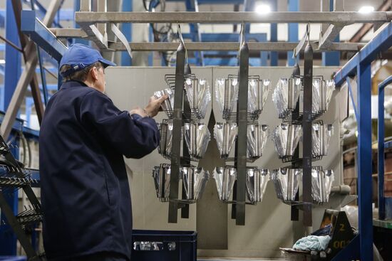 Tank ammunition produced at Karl Liebknecht plant, St. Petersburg