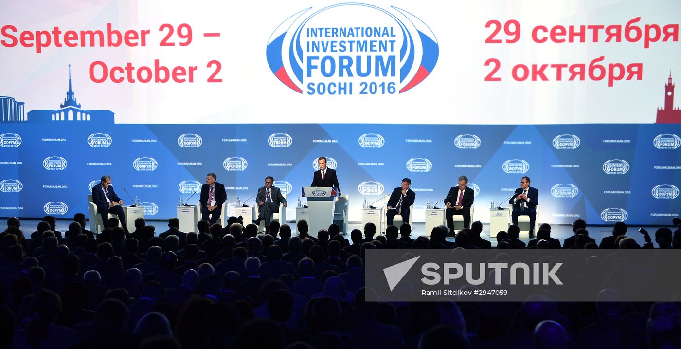 Prime Minister Dmitry Medvedev at Sochi International Investment Forum 2016