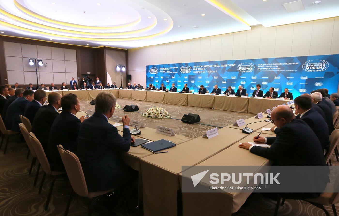 Prime Minister Dmitry Medvedev at Sochi International Investment Forum 2016