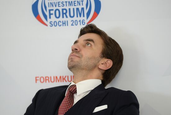 Prime Minister Dmitry Medvedev at 15th Sochi International Investment Forum 2016