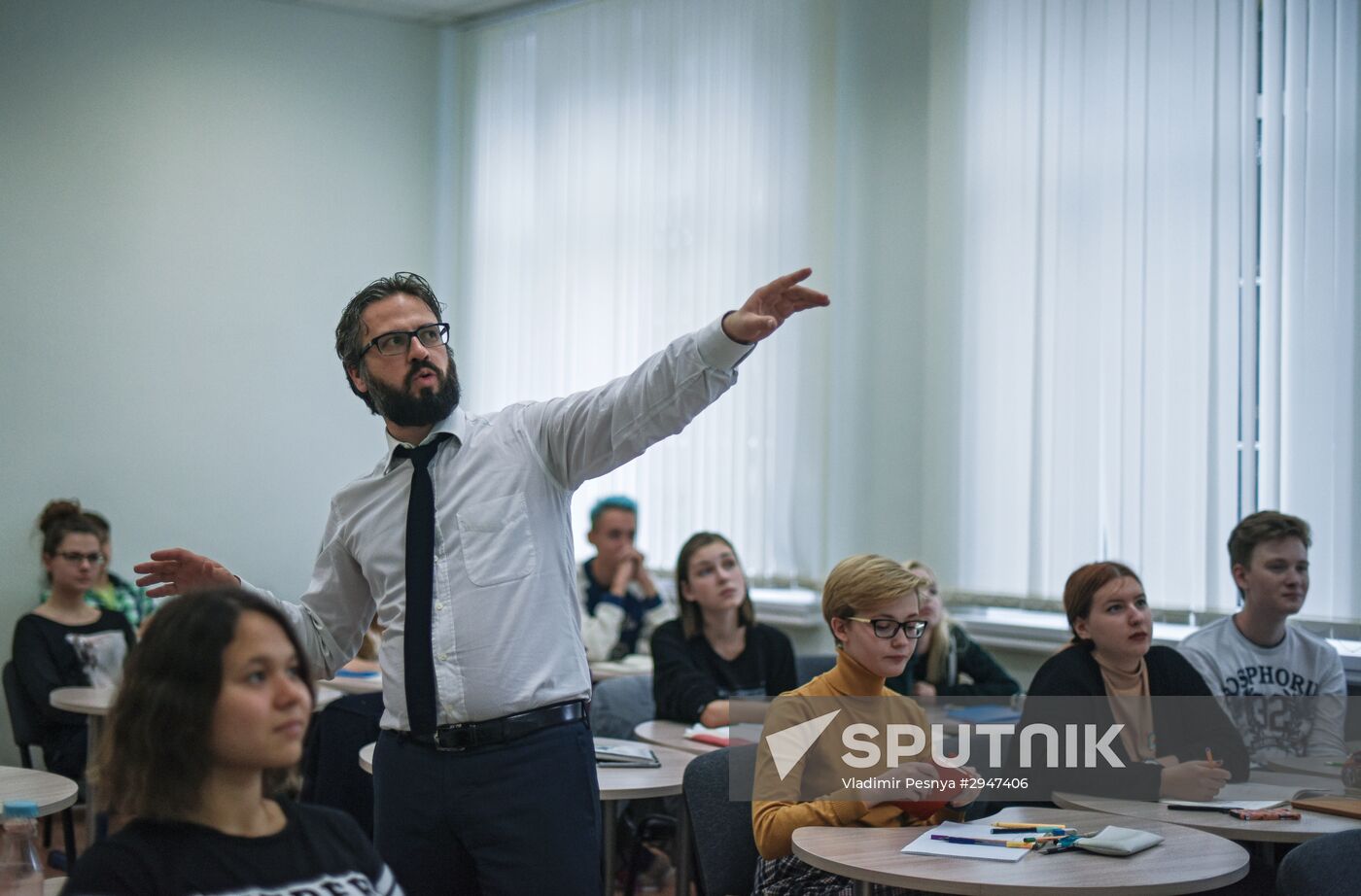 History teacher of the lyceum at Higher School of Economics Sergei Tsibulsky