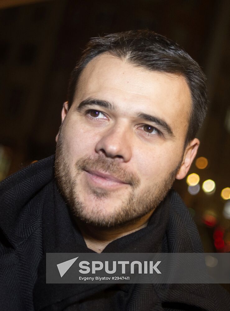 Cocktail party with Steven Seagal's participation