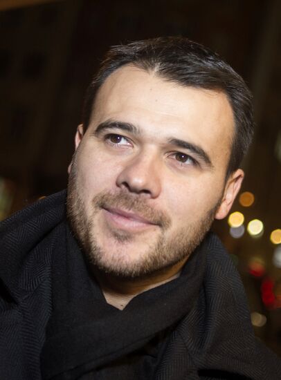 Cocktail party with Steven Seagal's participation