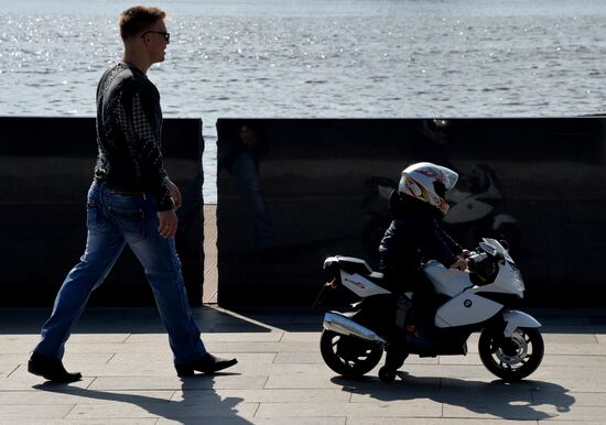 Vladivostok wraps up bike season