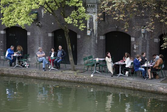 Cities of the world. Utrecht