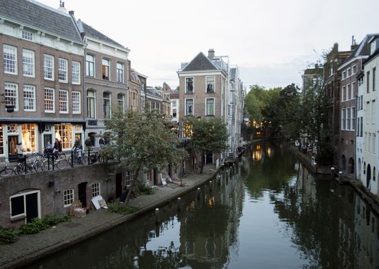 Cities of the world. Utrecht