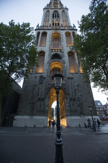 Cities of the world. Utrecht