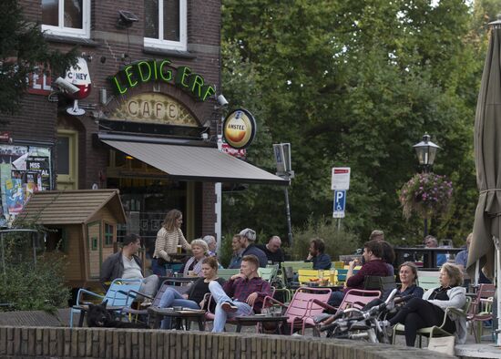 Cities of the world. Utrecht