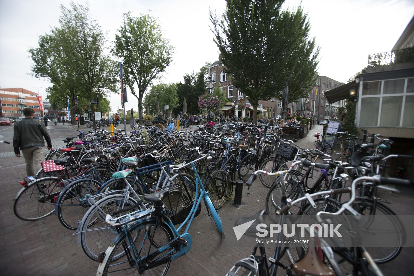 Cities of the world. Utrecht