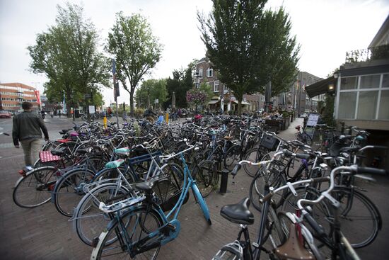 Cities of the world. Utrecht
