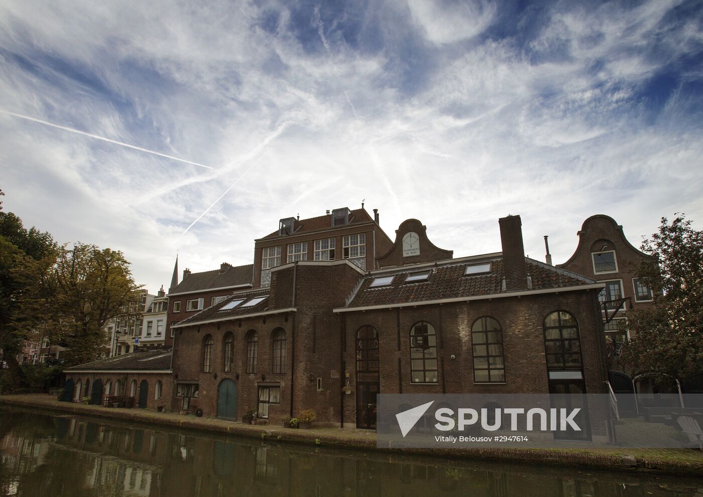 Cities of the world. Utrecht