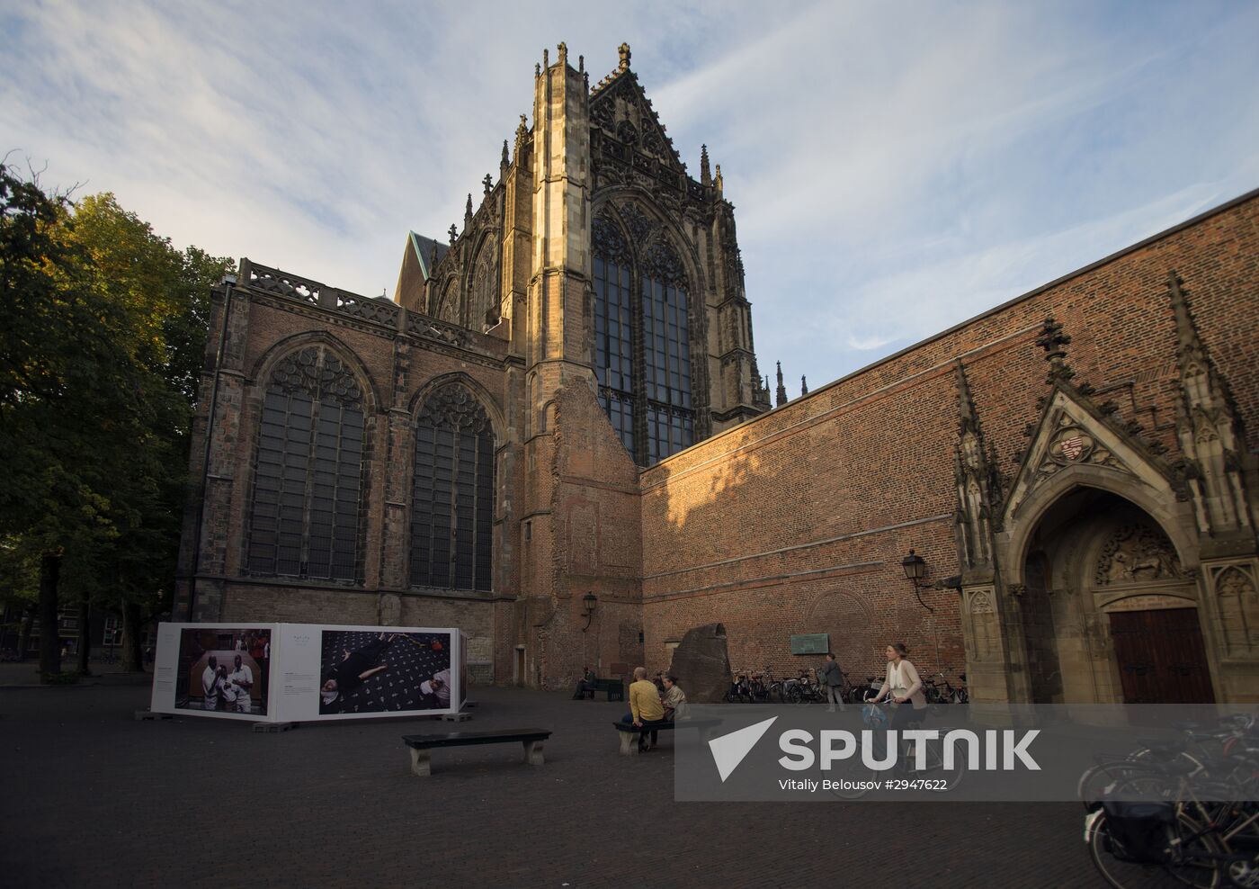 Cities of the world. Utrecht