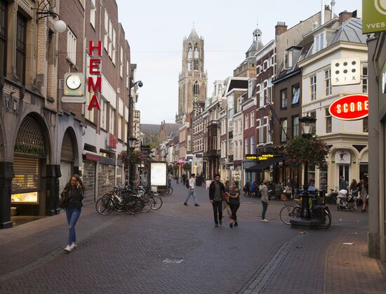 Cities of the world. Utrecht