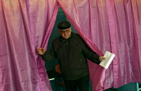 First stage of primaries in Donetsk