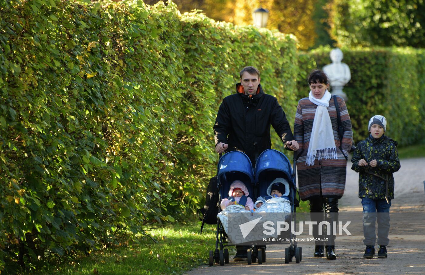 City residents relax in Kuskovo