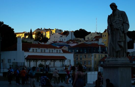 Cities of the world. Lisbon