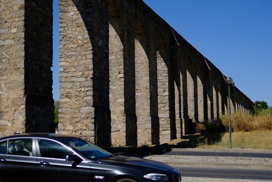 Cities of the world. Evora