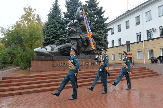 Unveiling monument to fire fighters in Chelyabinsk