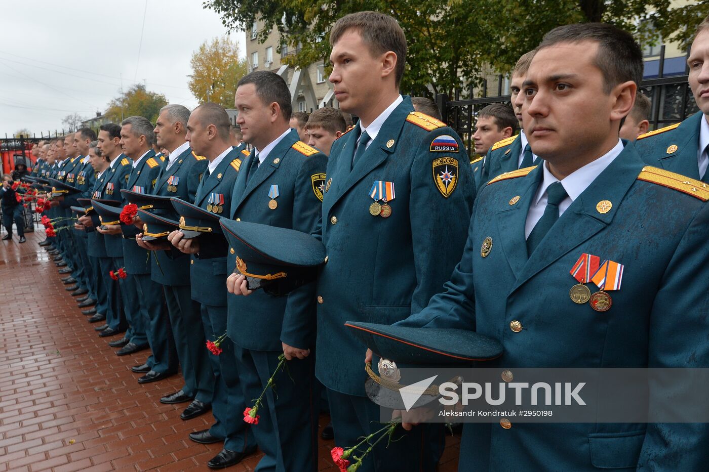 Unveiling monument to fire fighters in Chelyabinsk