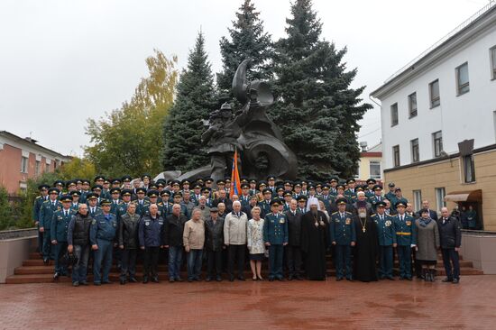 Unveiling monument to fire fighters in Chelyabinsk