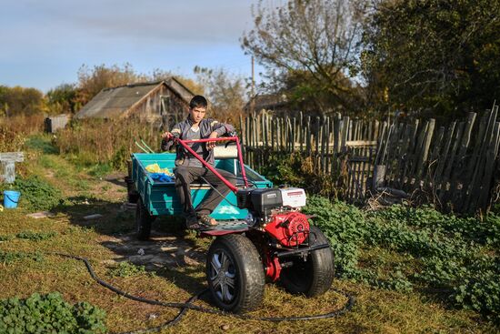 Children adopted by rural school teachers in Bryansk Region