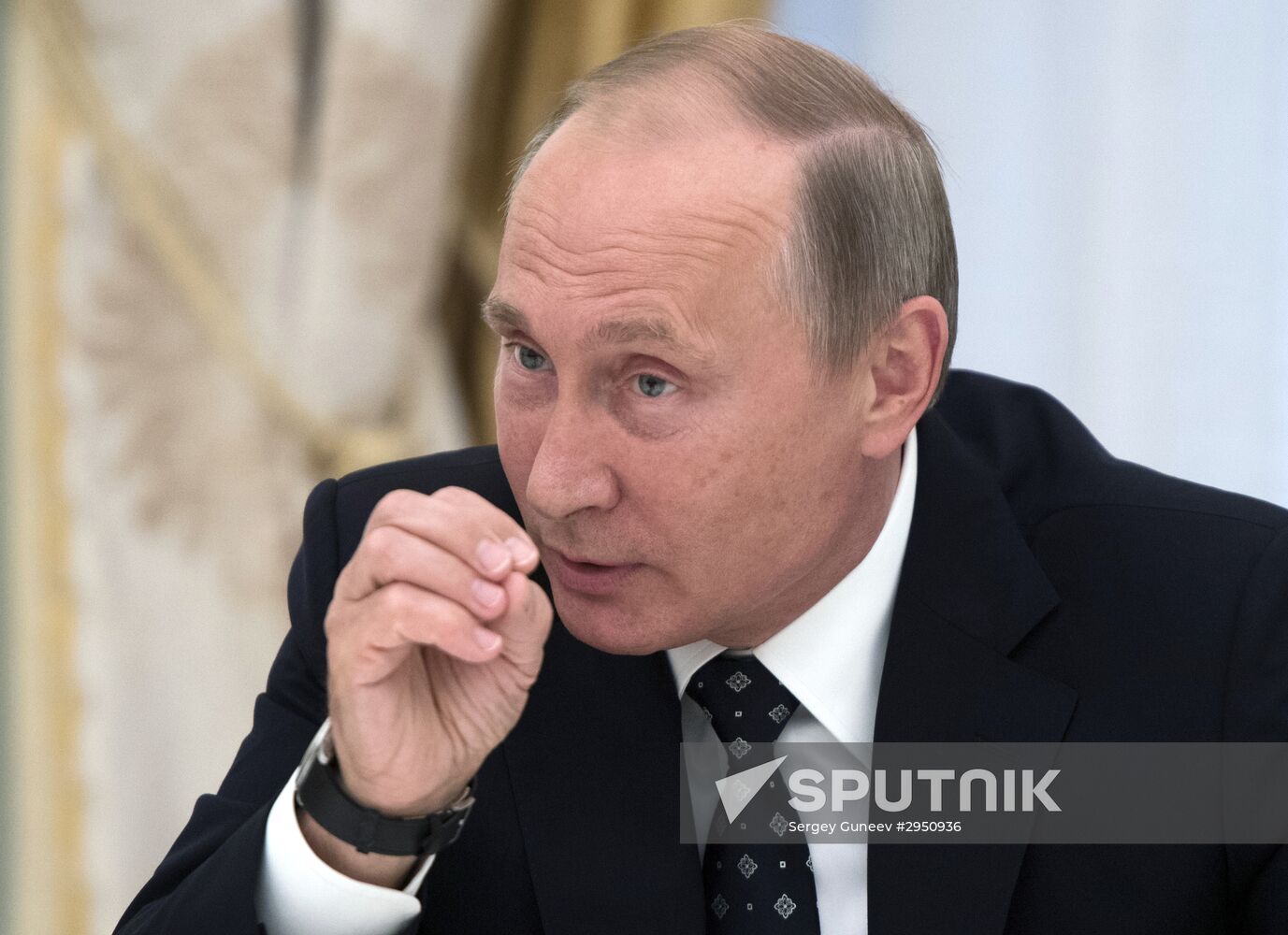 President Putin meets with winners of the Teacher of the Year 2016 competition