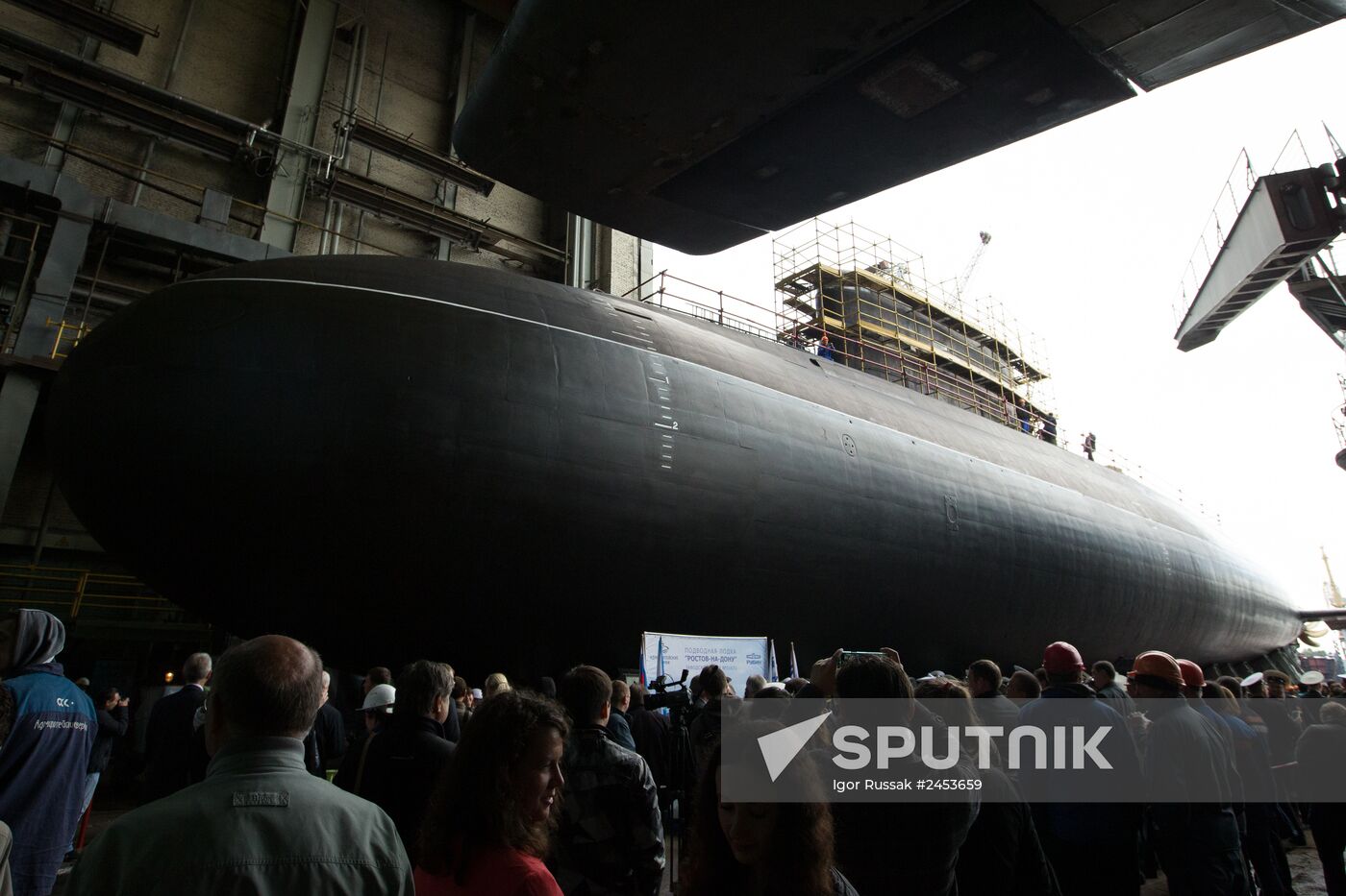 Launching the rostov on don diesel electric submarine sputnik mediabank