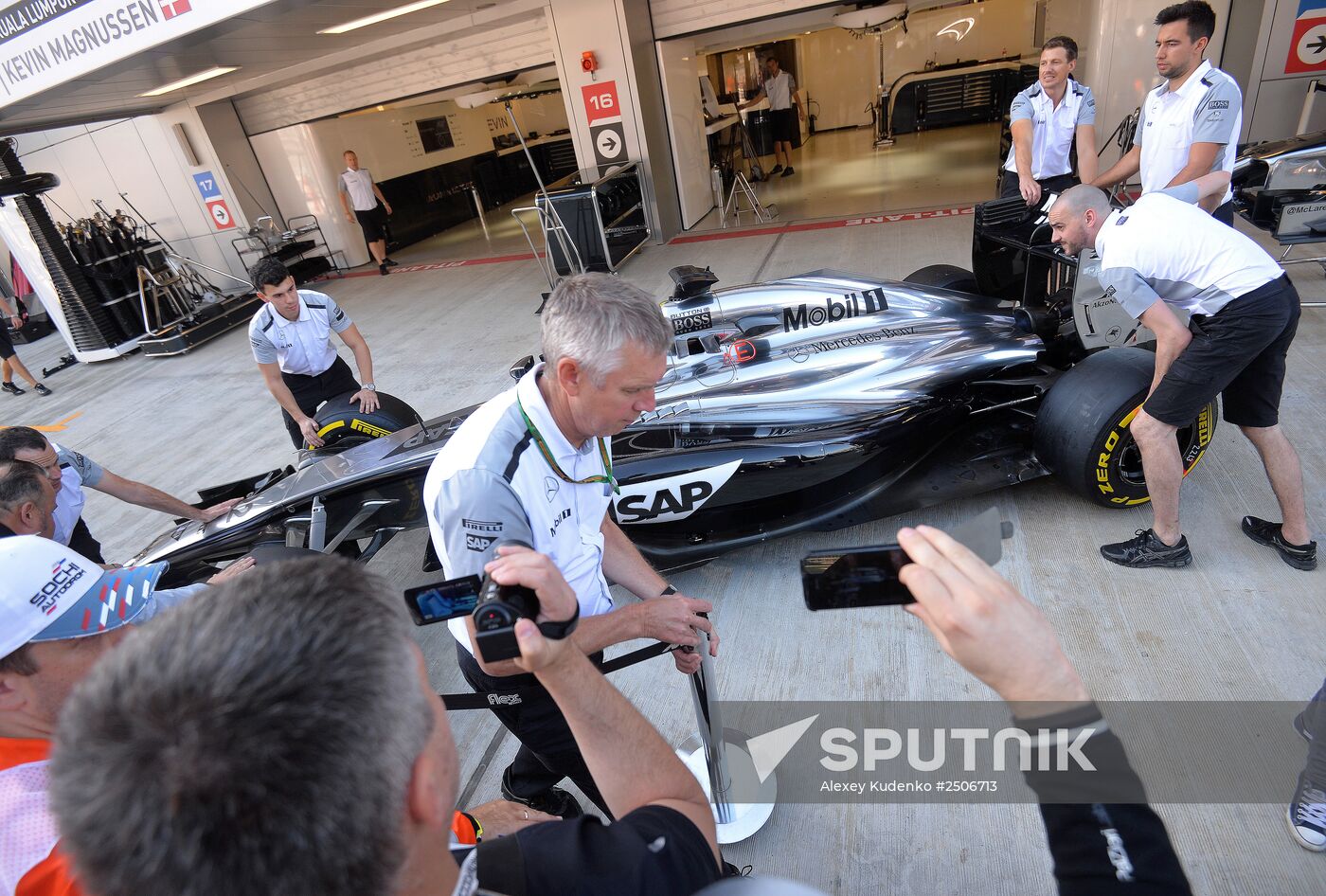 Preparations for 2014 Formula 1 Russian Grand Prix Sputnik Mediabank